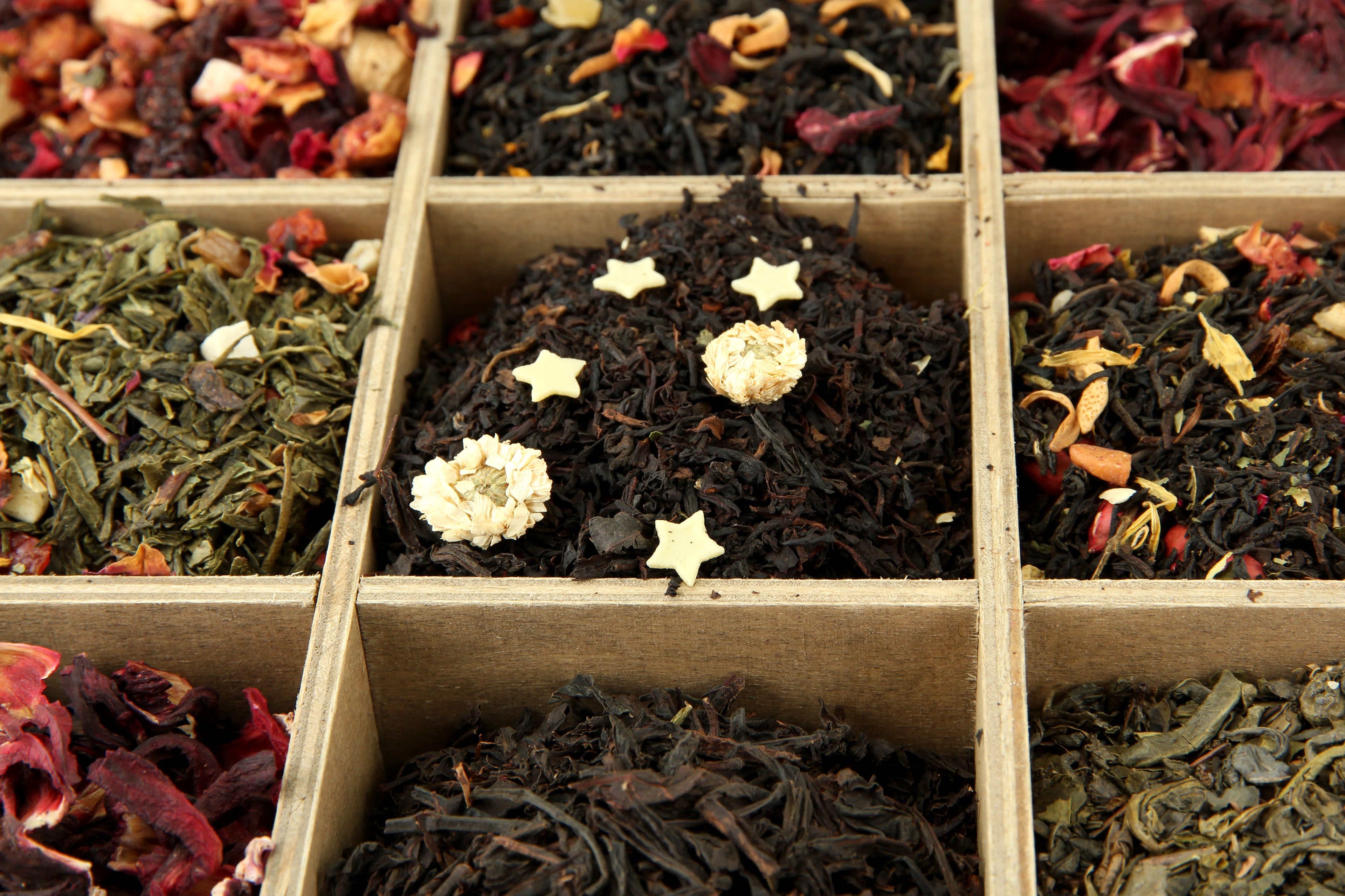 Buy 2 individual teas and get the 3rd for 40% off!