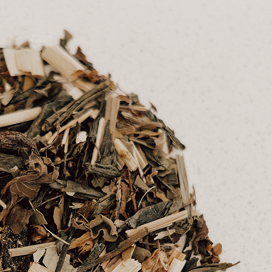 Close up of IngenuiTea™ WellSpring Energy tea